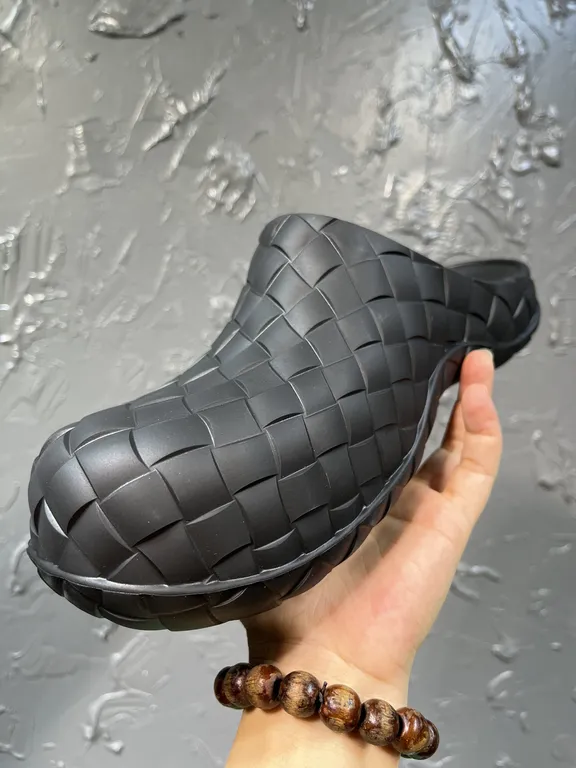 Bottega Veneta Shoe 